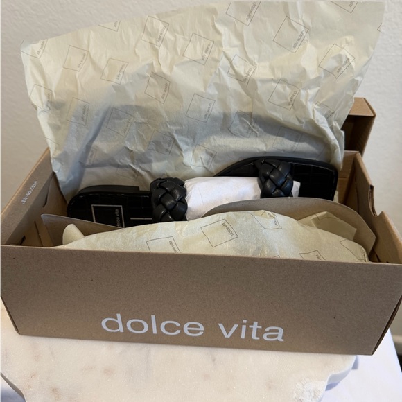Dolce Vita Black Braided Sandals NIB size 9.5 - Picture 4 of 6